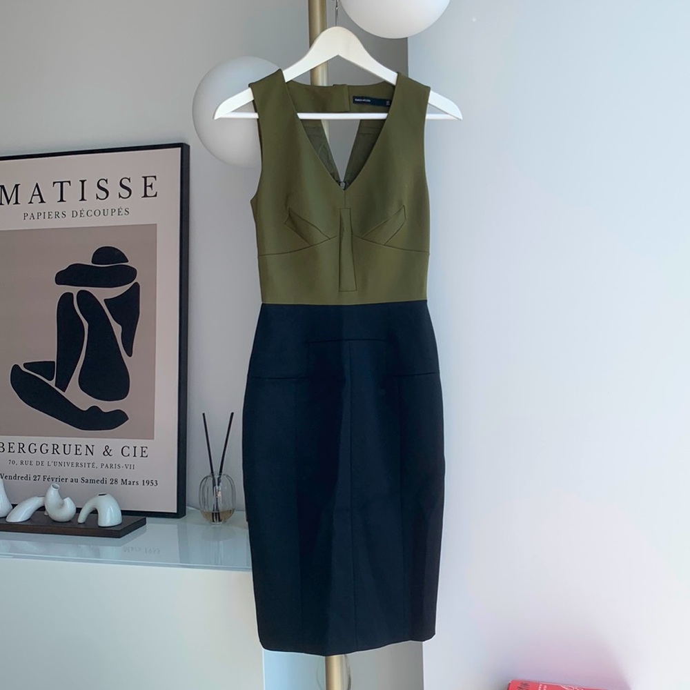Karen Millen dress. Size 4. Worn once. Excellent condition.